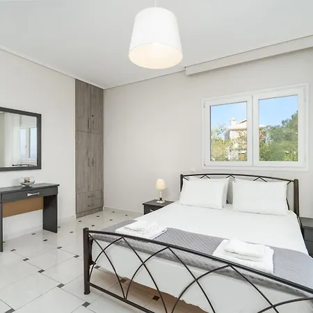 Irene Villa Spanokhorion